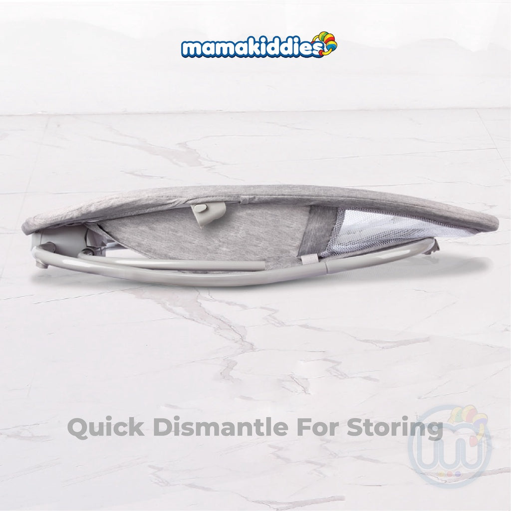Mastela 4 in 1 Deluxe Multi Functional Bassinet